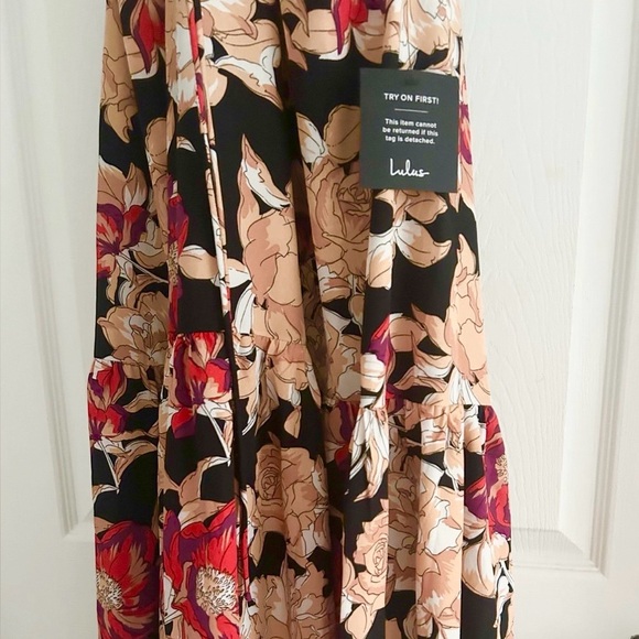 NWT Lulus Midsummer Moment Black Floral Print Cutout Halter Maxi Dress Medium - Picture 5 of 11